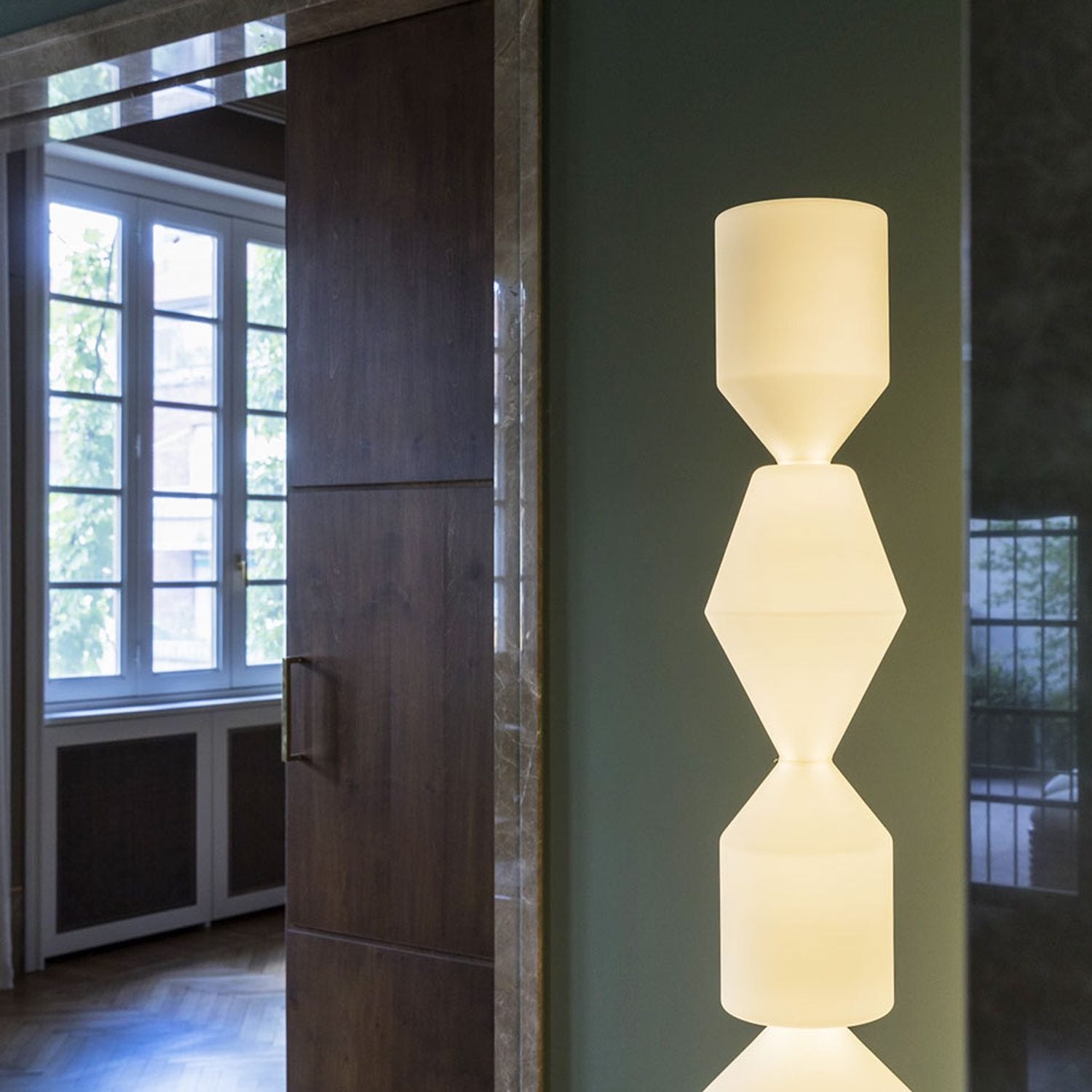 Costantina Opal Floor Lamp