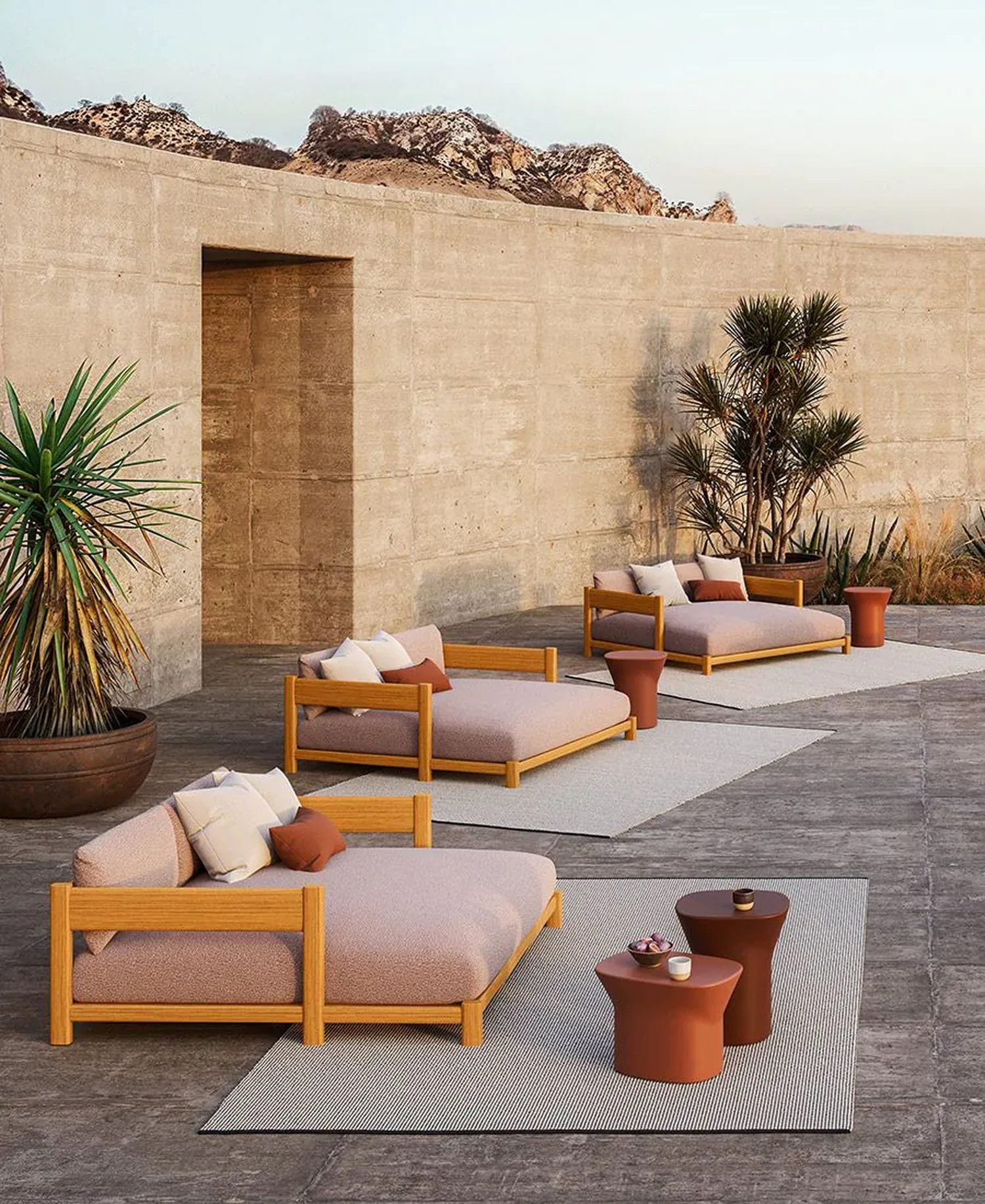 Cora Island in Teak and Rope with Cushions