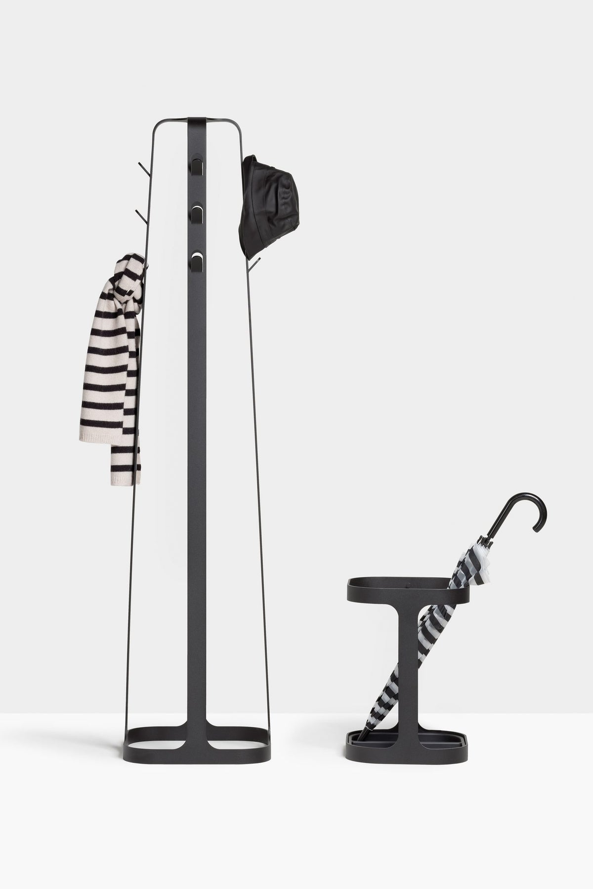 Dodici Coat Hanger