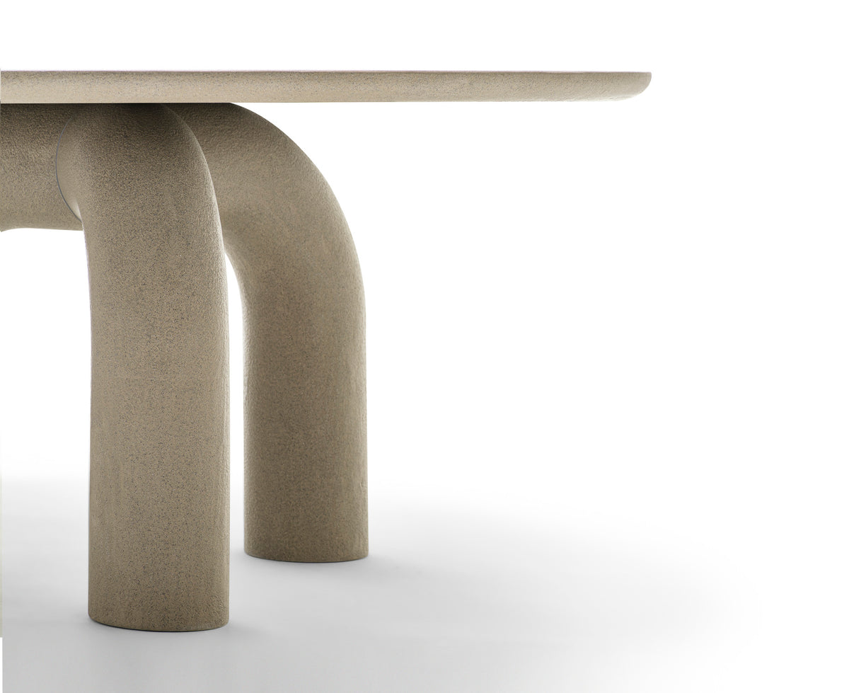 Elephante Dining Table