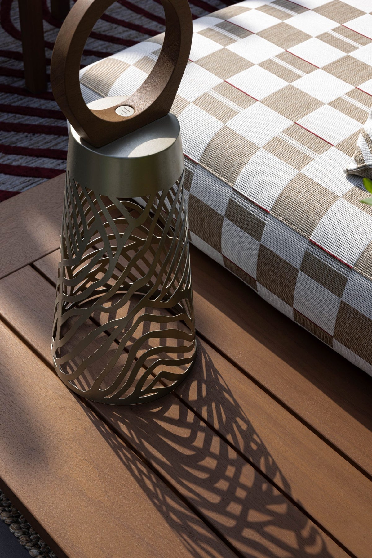 Noora Portable Lantern