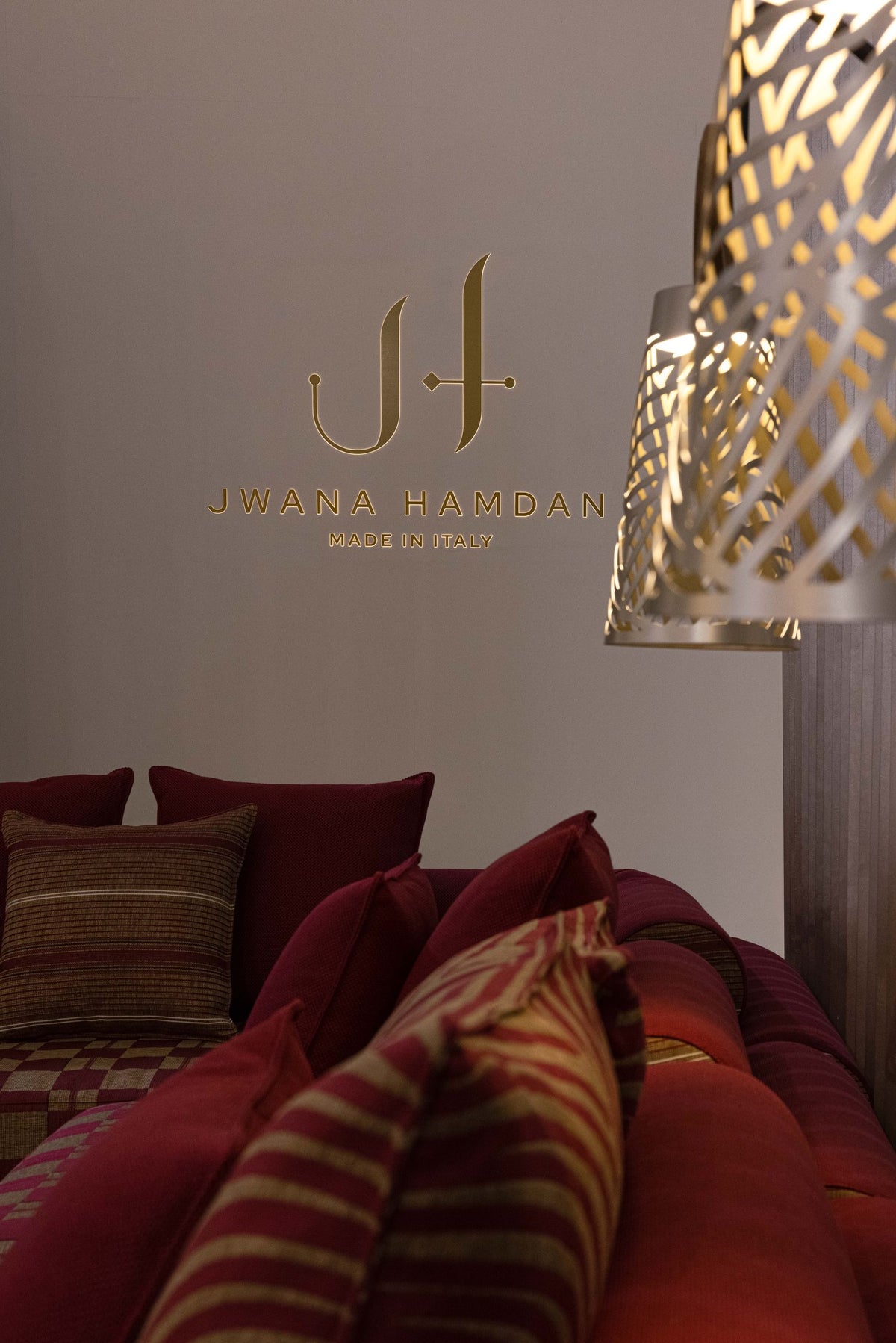 Noora Portable Lantern