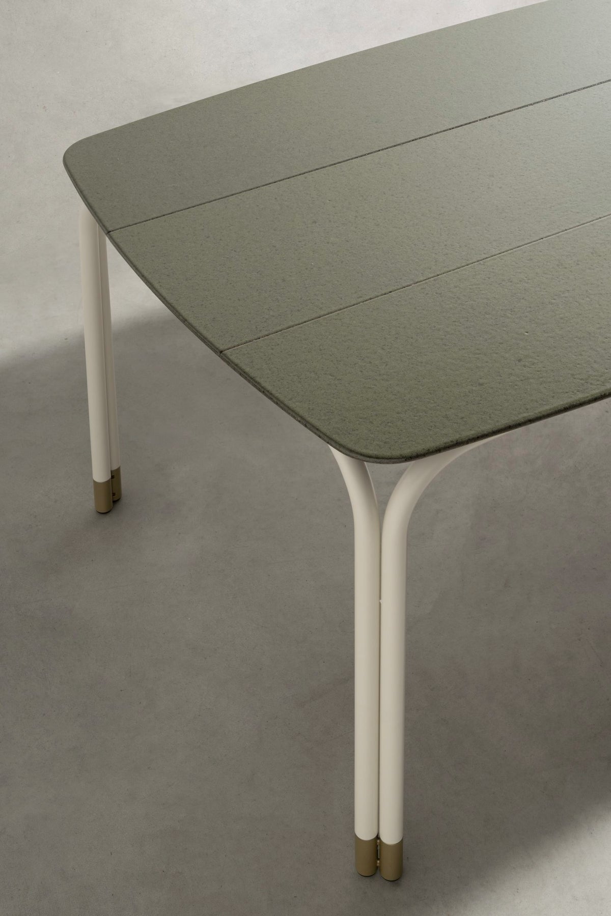 Ali Table