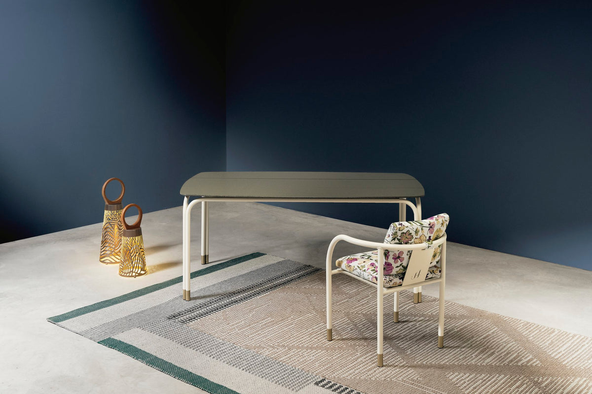 Ali Table