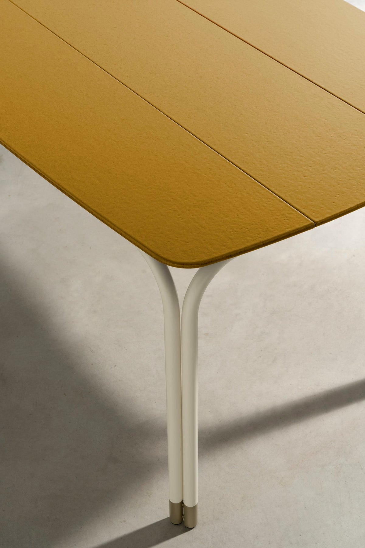 Ali Table