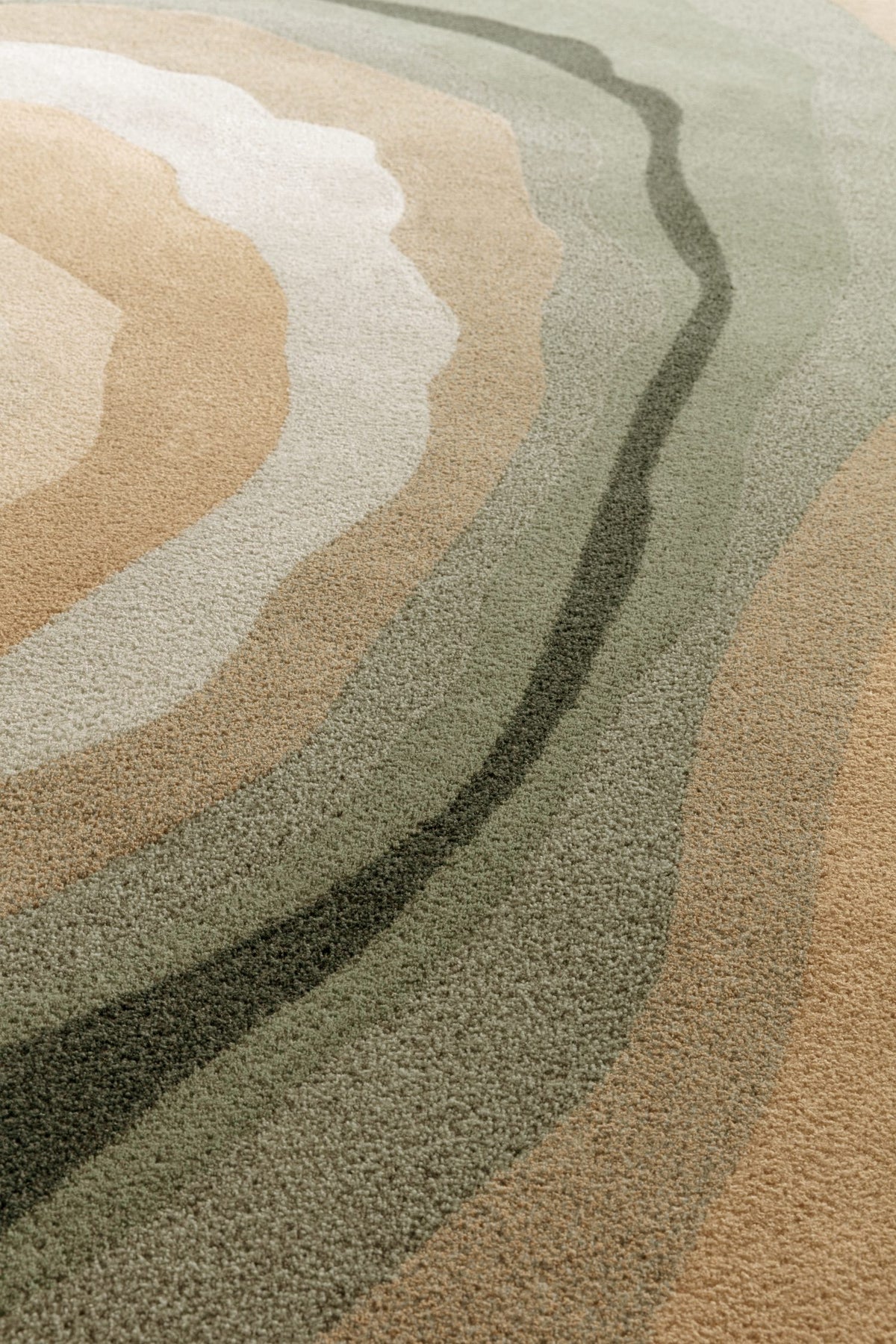 Agate Low Organic Shape Rug