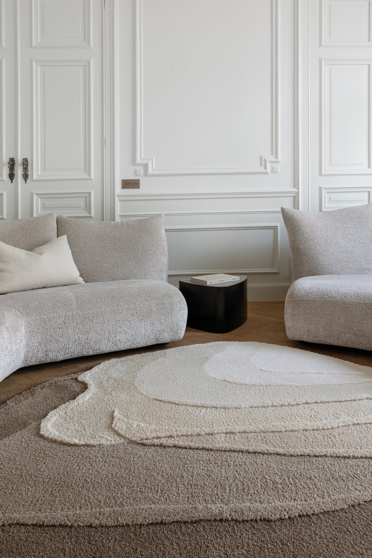 Agate High Circle Rug