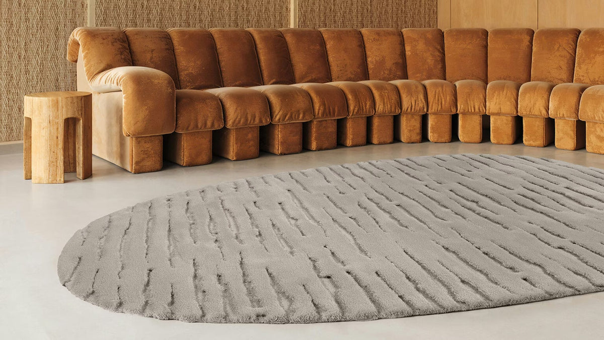 Cosmic Kinga High Organic Shape Rug