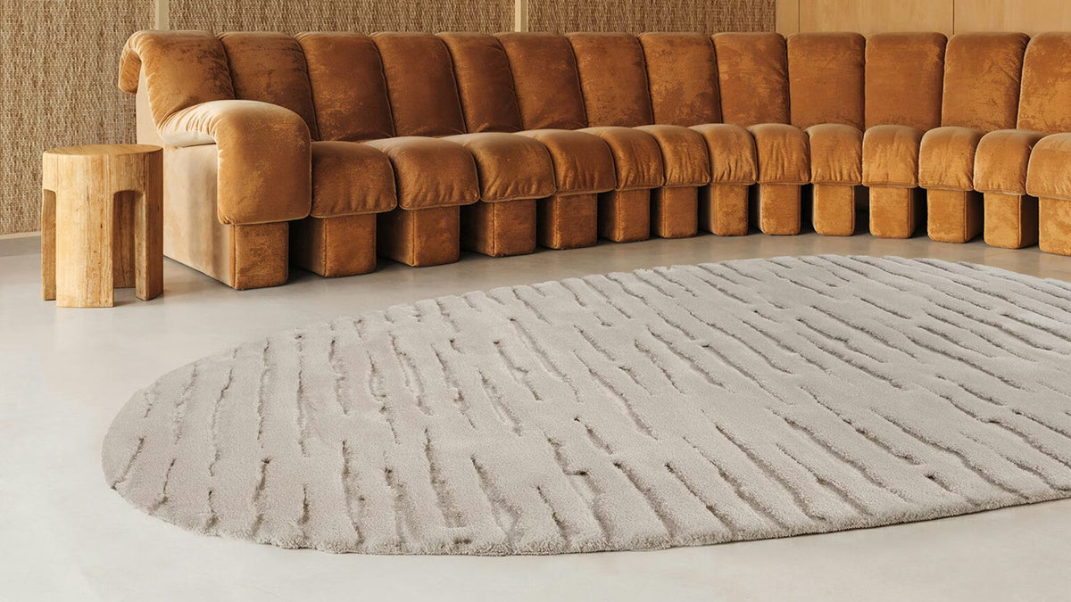 Cosmic Kinga High Organic Shape Rug
