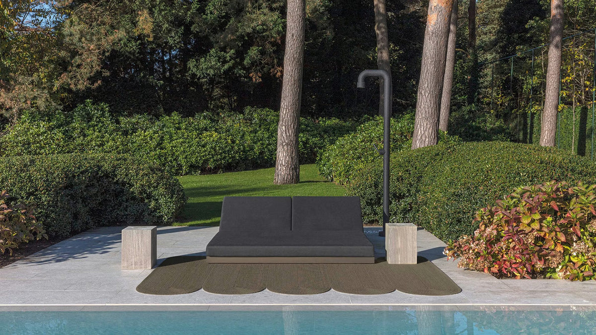 Poolside Serpentine Rug