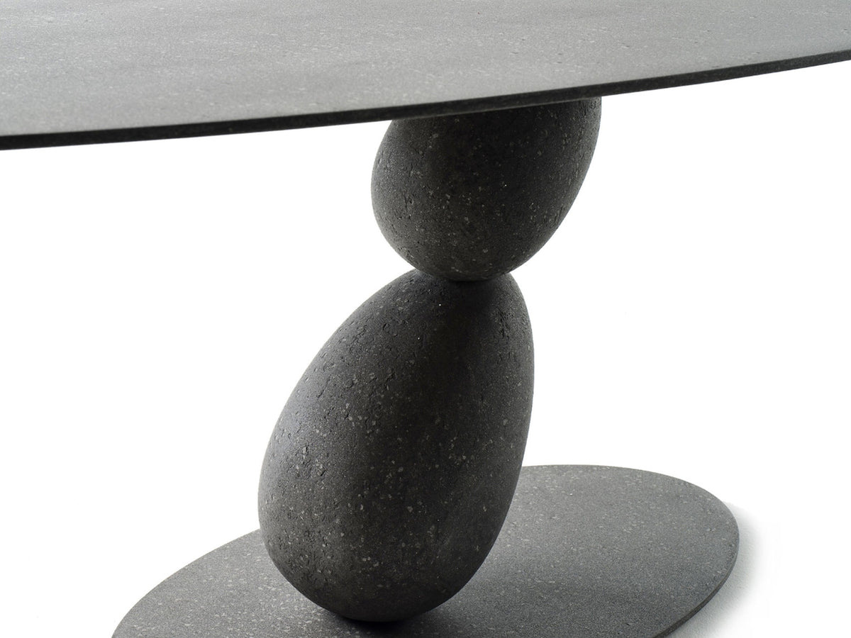 Matera Table
