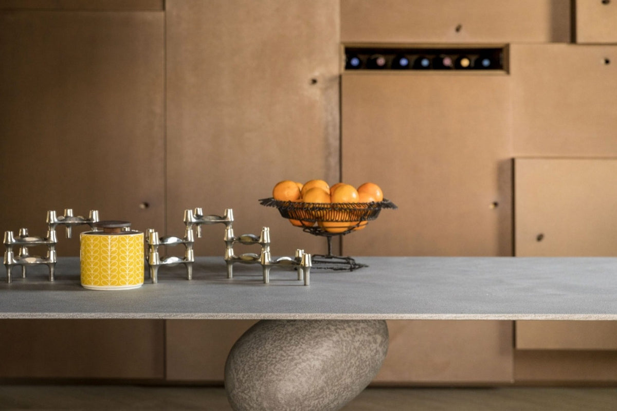 Matera Table