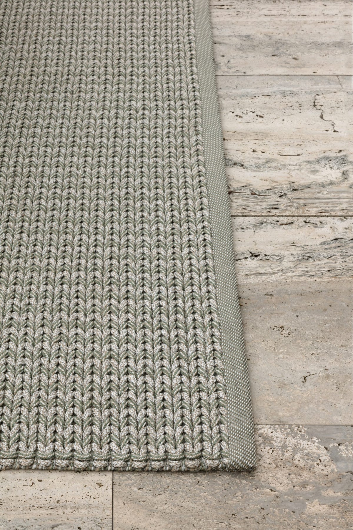 Nautilus Zeta Rug