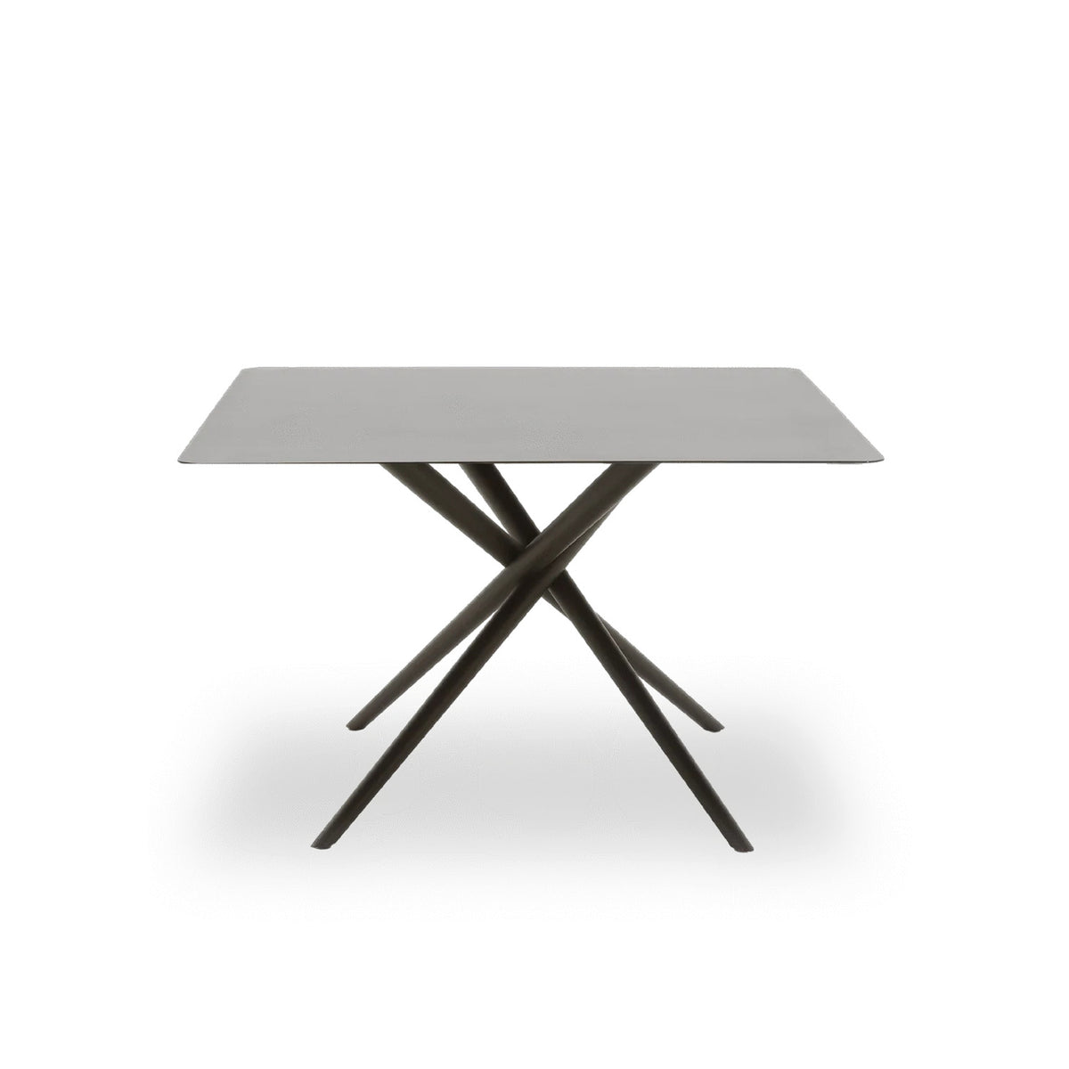 Eva Round Table