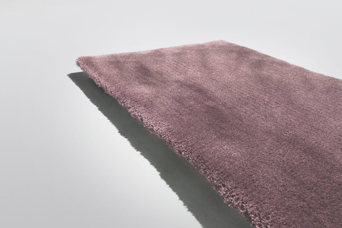 Queensilk Low / Medium Rug