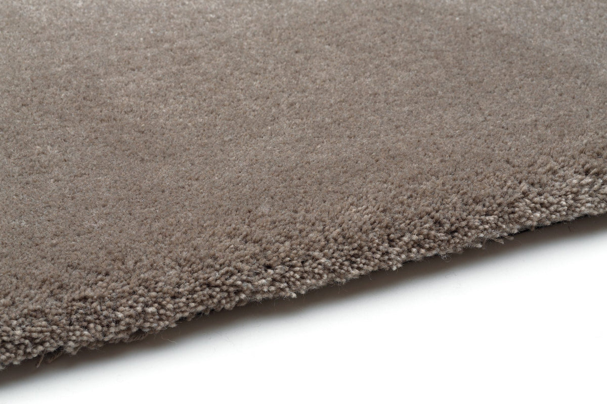 Queensilk Low / Medium Rug