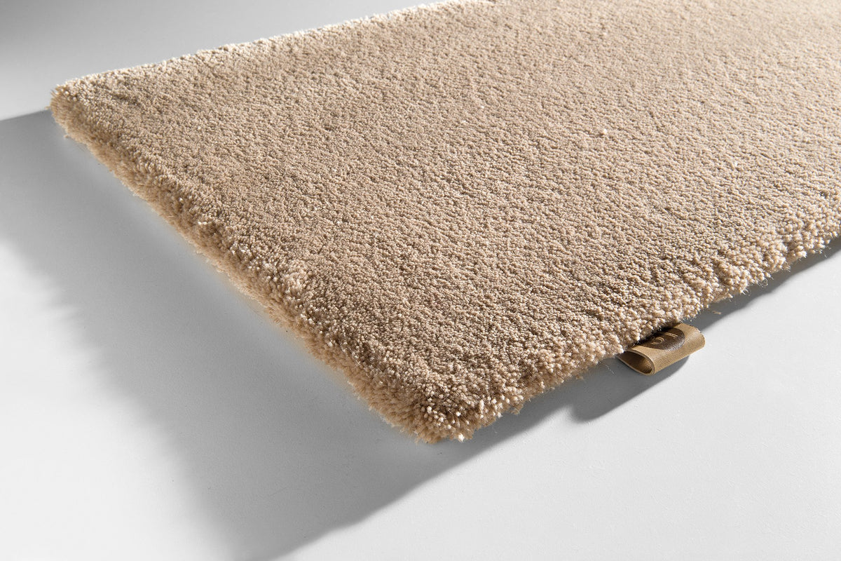 Queensilk Low / Medium Rug