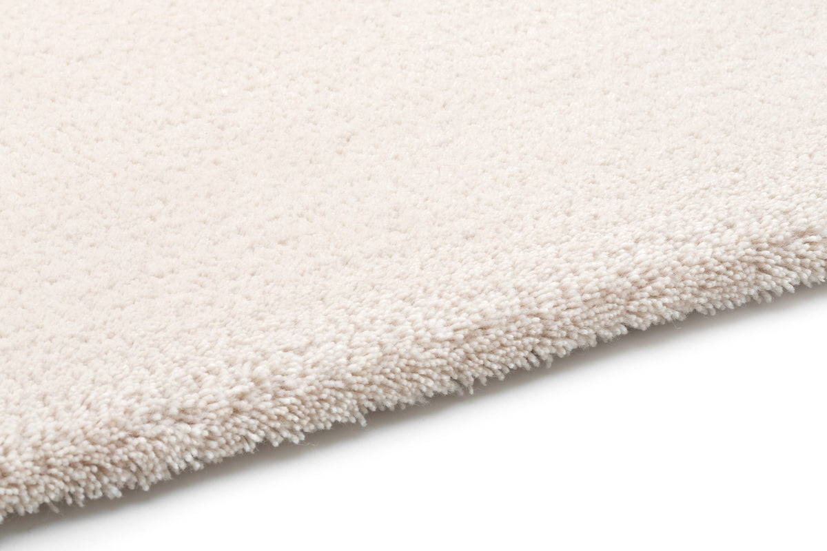 Queensilk Low / Medium Rug