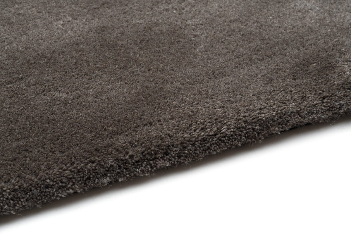 Queensilk Low / Medium Rug