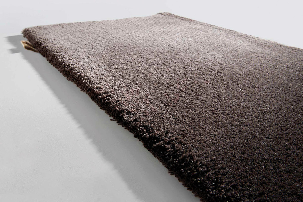 Queensilk Low / Medium Rug