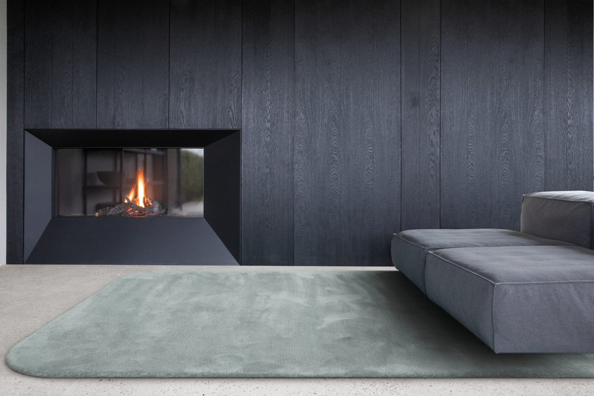 Queensilk Low / Medium Rug