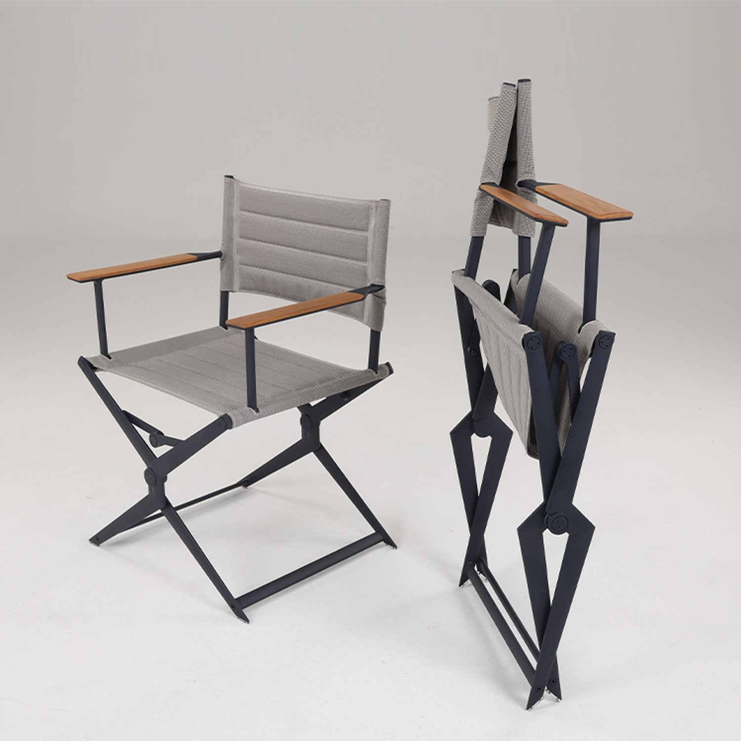 Saye Folding Chair