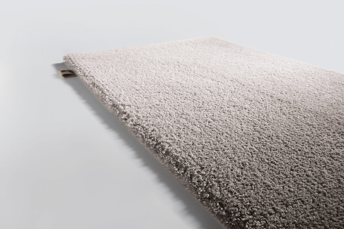 Superfino Medium / High Rug