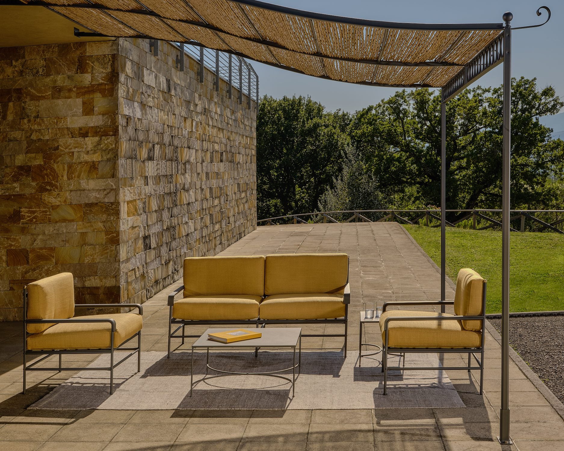 Toscana iron Sofa in graphite