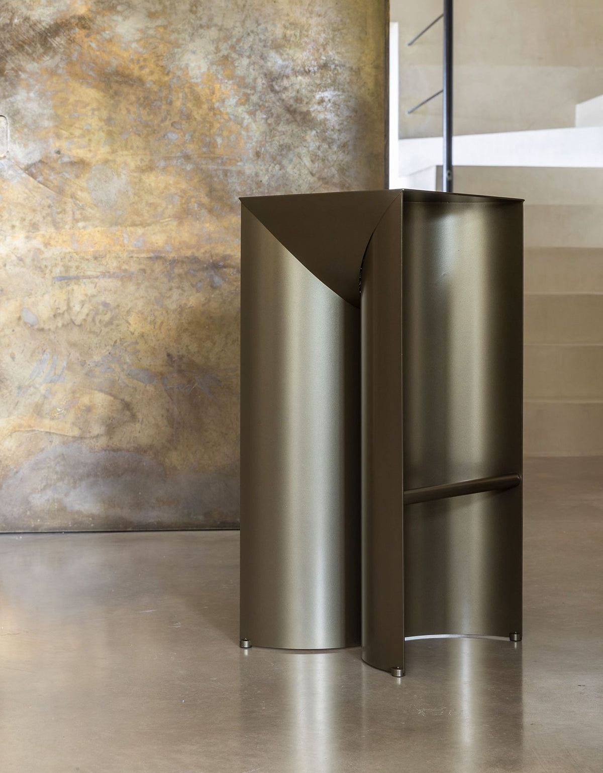 Uccio Stool