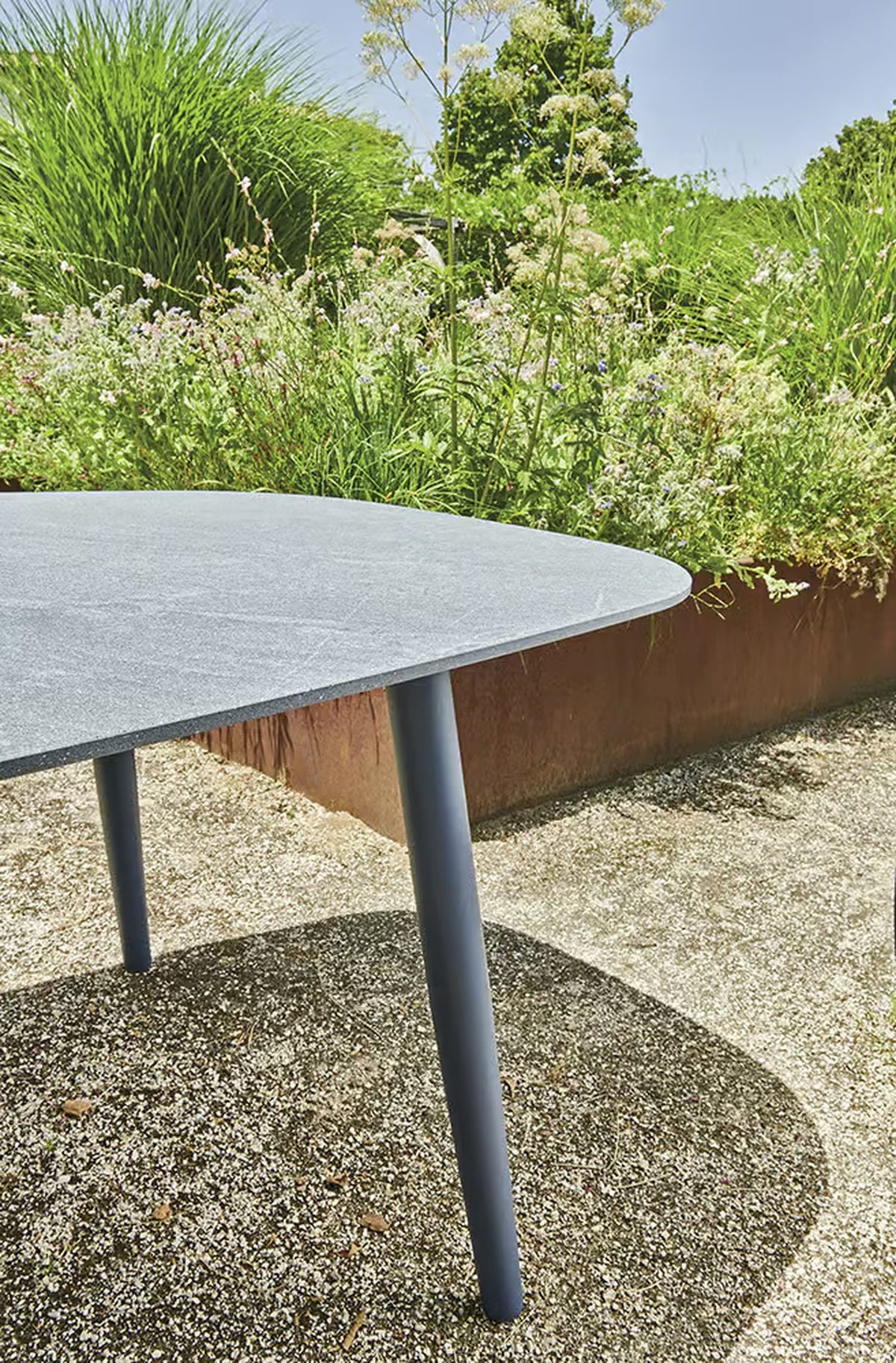 Ellisse Table