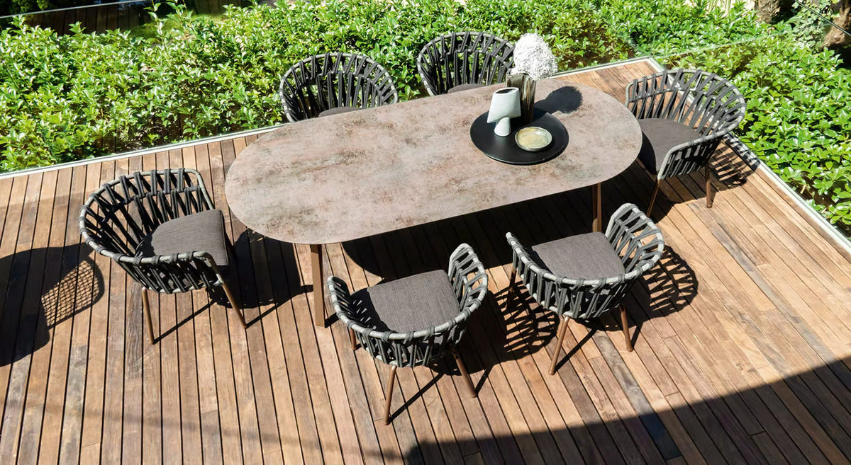 Emma Table