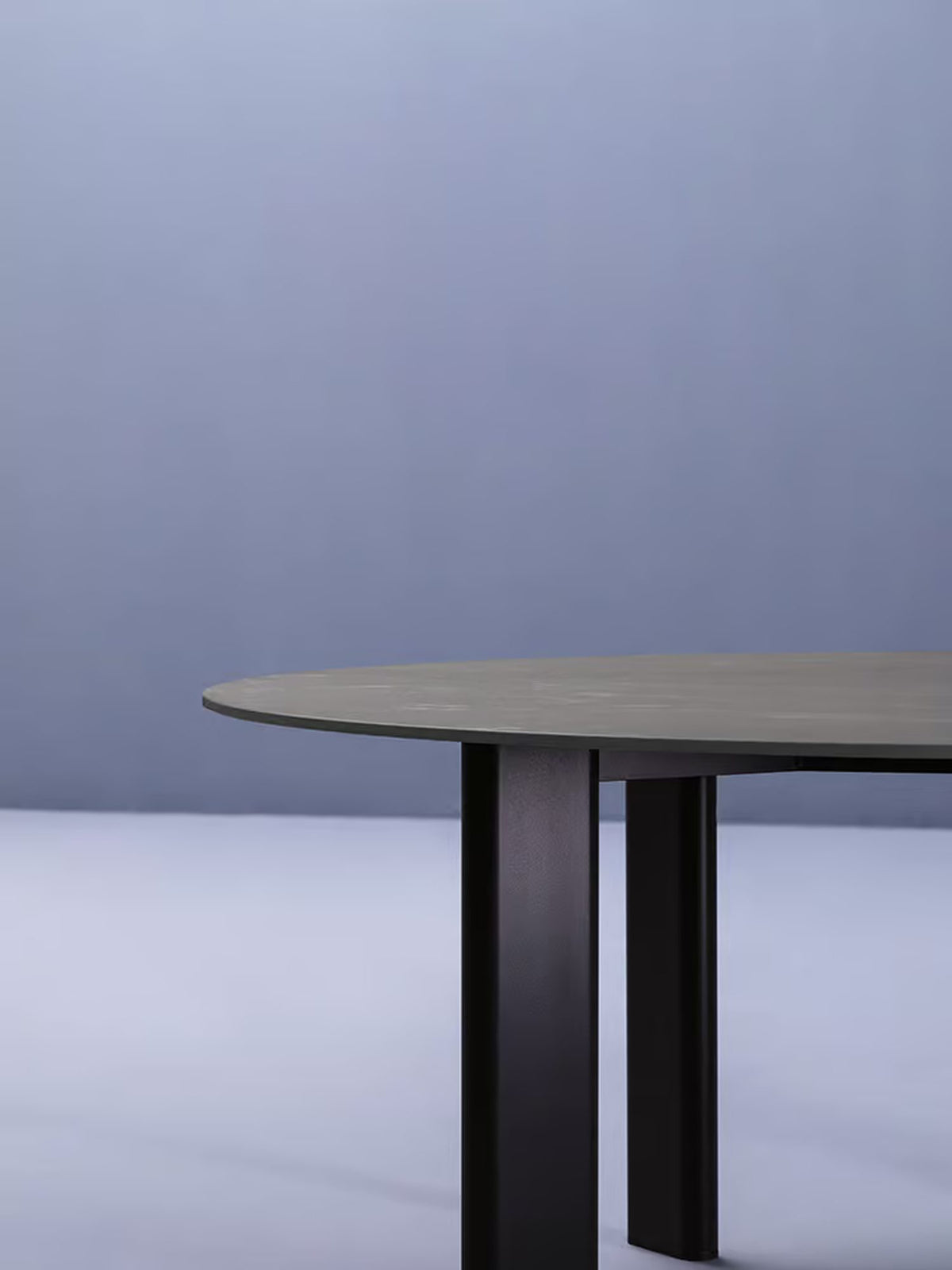 Plinto Table