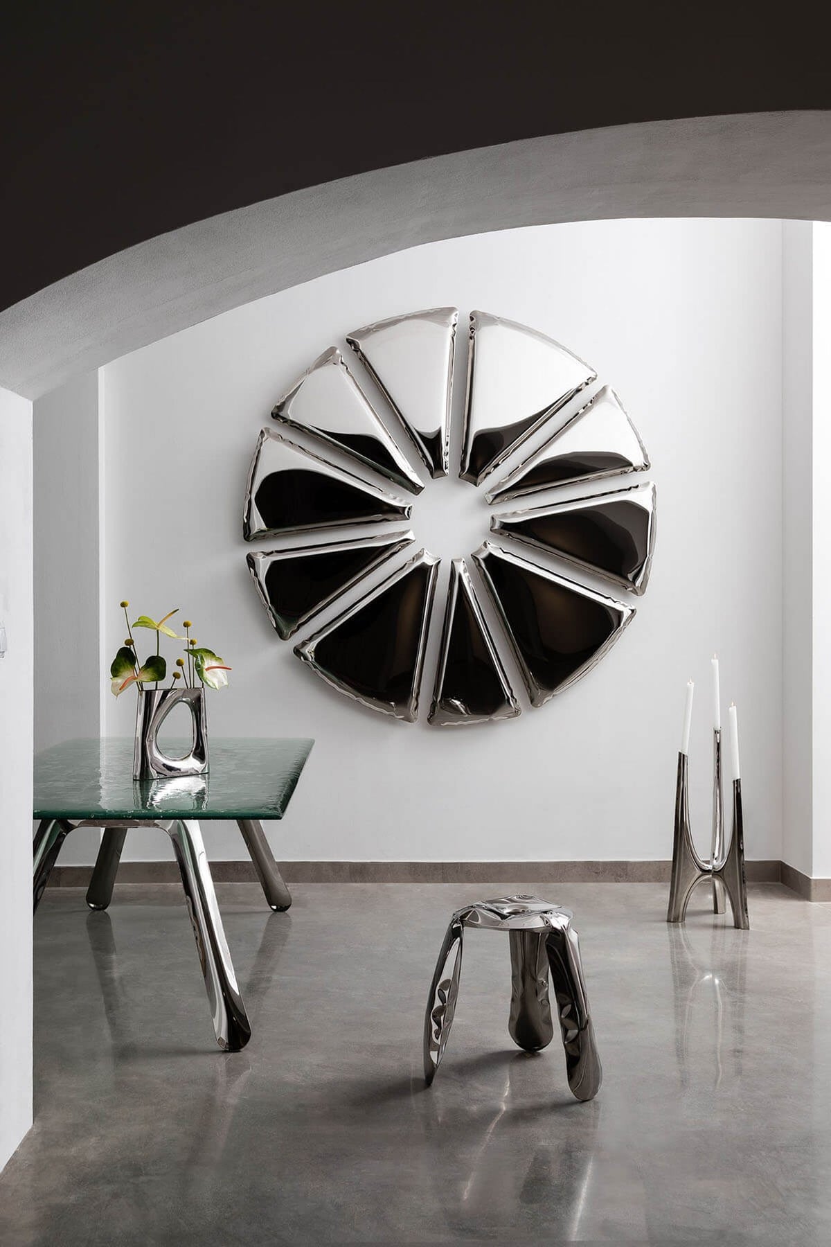 Nucleus Mirror