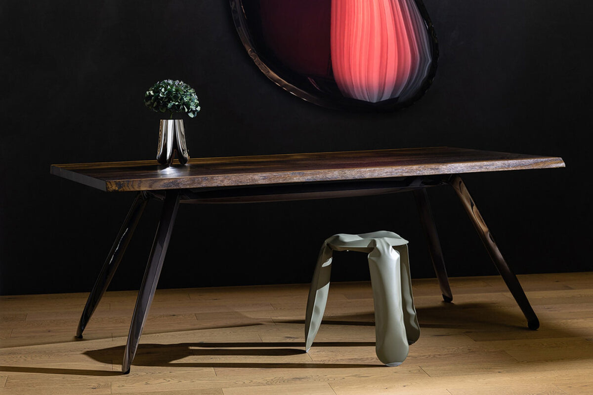 Nogi Table