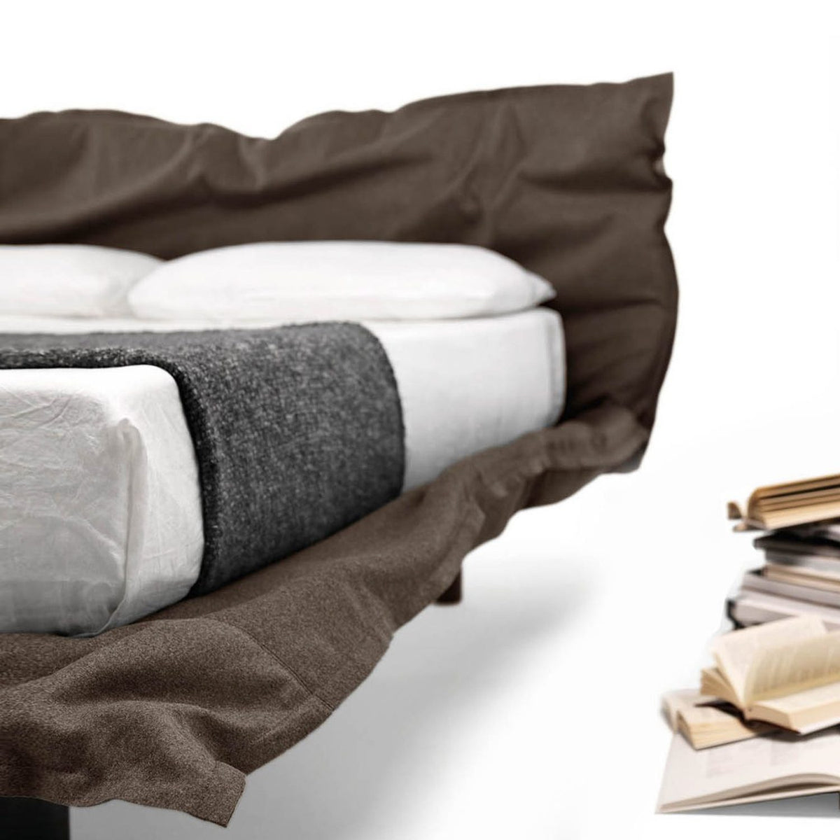 Big-Hug Bed
